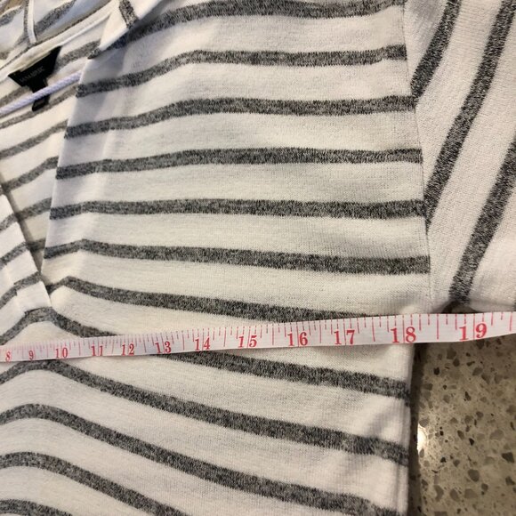 Banana Republic Hoodie Stripe Sweatshirt Kangaroo Pocket White & Grey Pullover - Picture 14 of 15